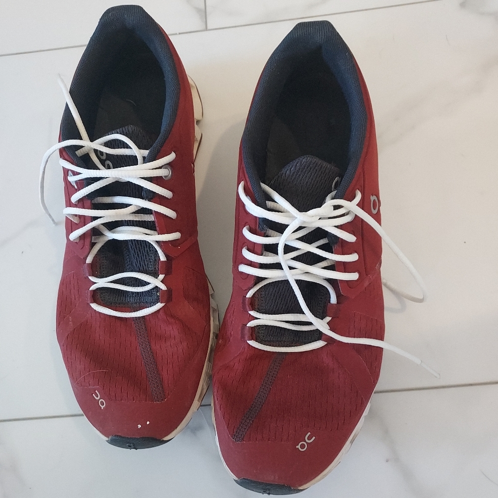 On Cloud Running shoes